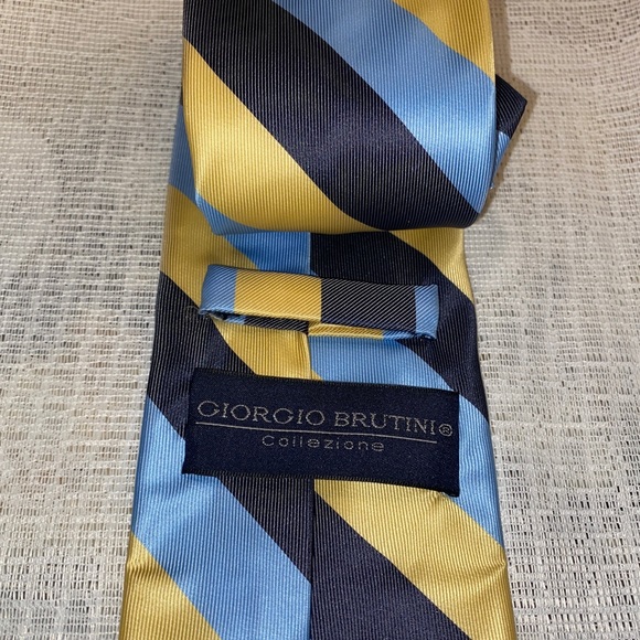 Giorgio Brutini Silk Tie - Picture 2 of 2